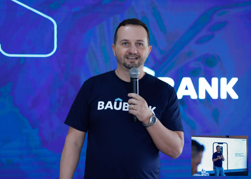 Ricardo palestrando pela Baübank